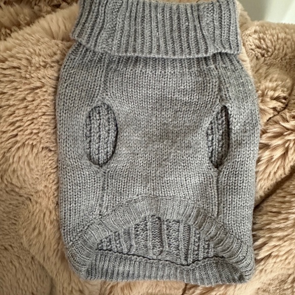Dog Sweater Grey Cable Soft Knit with Pink Flower and Bow - Size XS - Picture 4 of 4